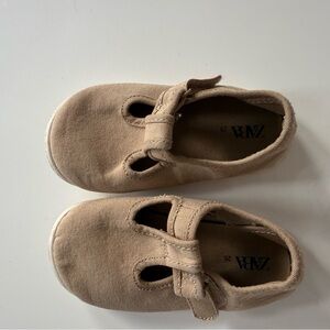 Zara Kids Light Brown Canvas Mary Jane Shoes